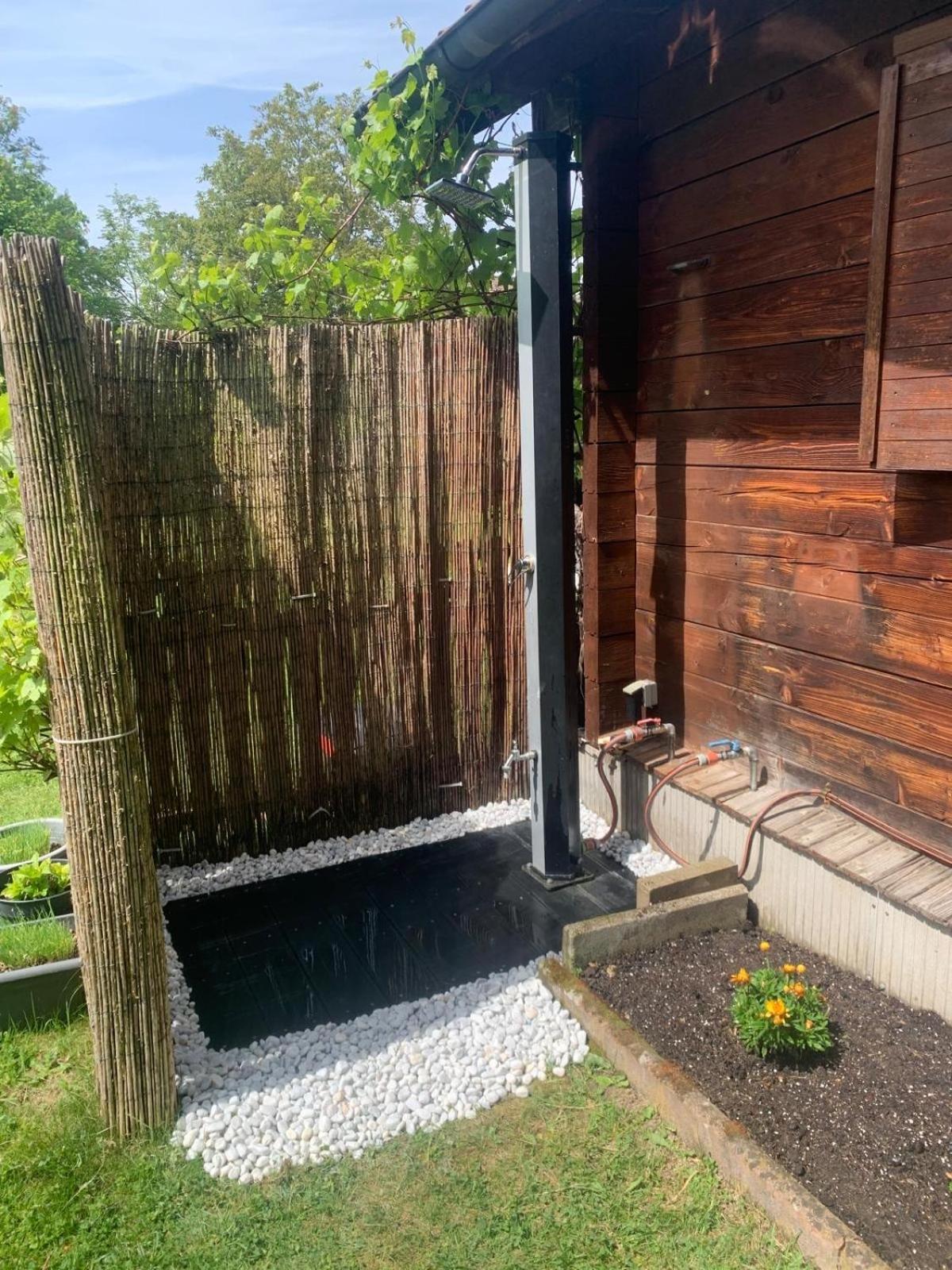 ריד אים אינקריס Gemuetliche Blockhuette Mit Grossem Garten מראה חיצוני תמונה
